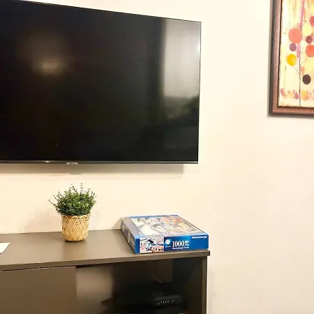 Boutique 2 Bedroom Апартамент Варна